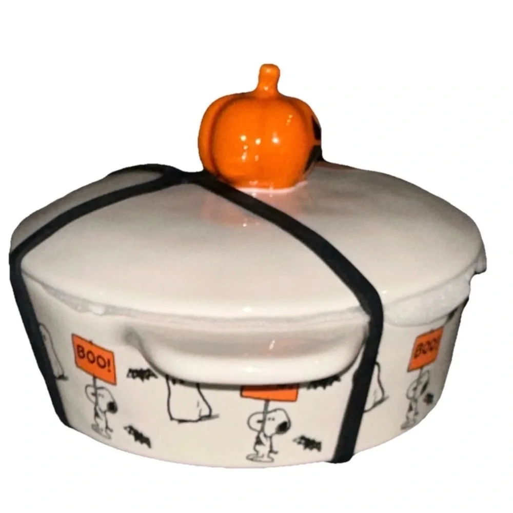 Rae Dunn Peanuts Halloween Snoopy Brie Baker Baking or Candy Dish with Lid NEW